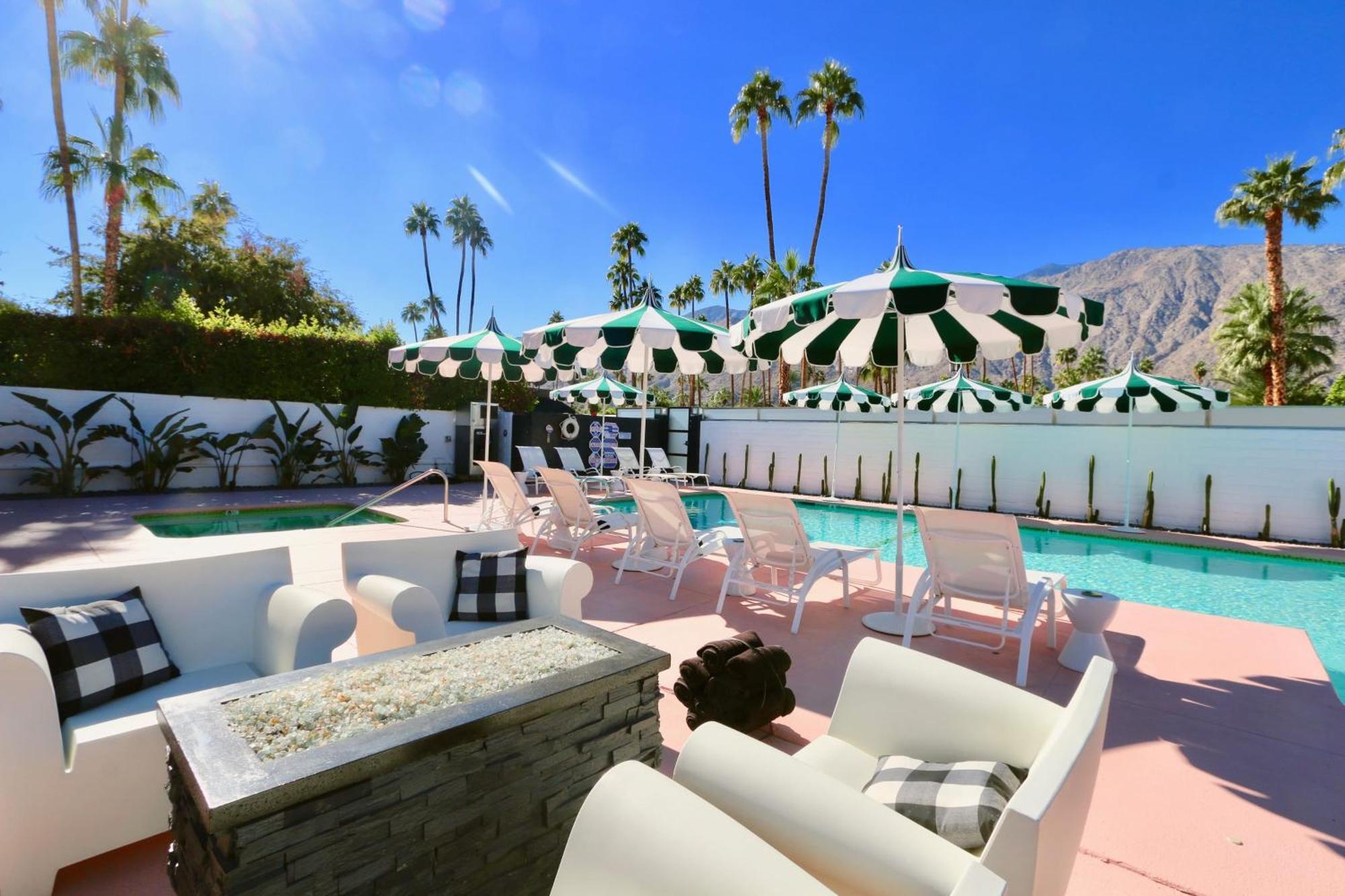 The Marley Hotel By Avantstay Classic Palm Springs Hotel W Pool Hot Tub ภายนอก รูปภาพ